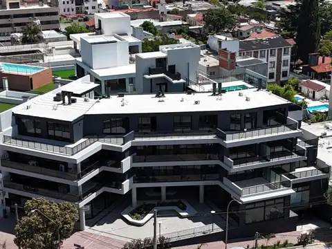 Departamento de alta gama en villa carlos paz, 3 dormitorios, 3 baños, 240 mt2 . edificio etoile v. la exclusividad no tiene precio.