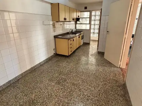 Departamento en Venta en Monte Castro, USD 79.500