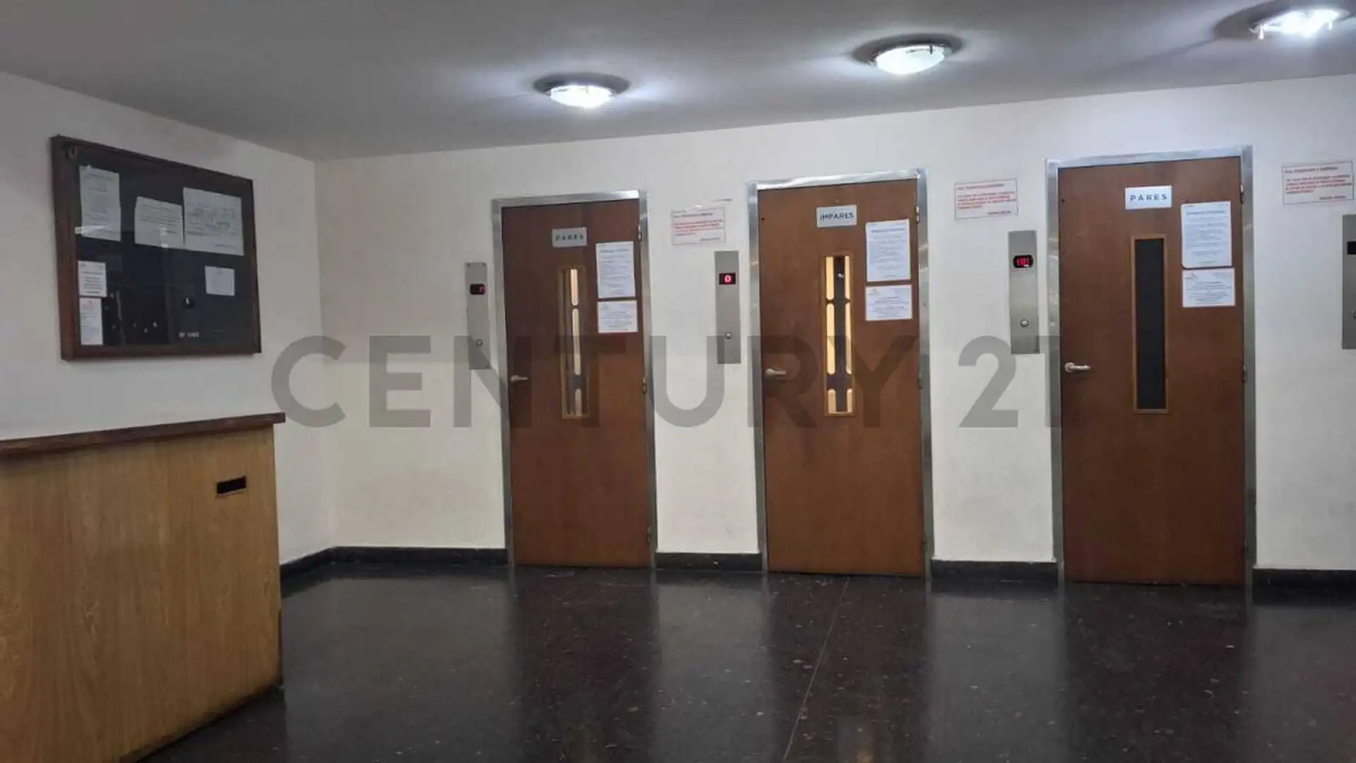 Venta departamento 2 ambientes con vista lateral al centro