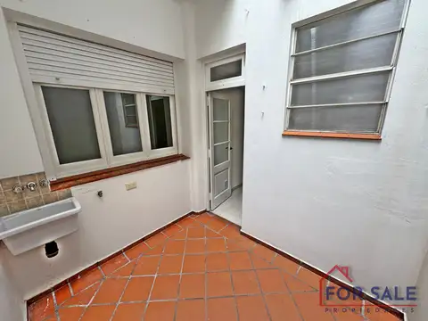 Depto Tipo Casa en Alquiler 55 años