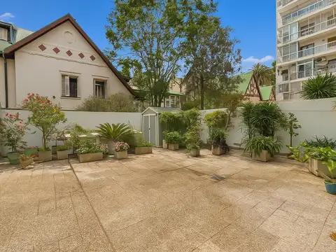 Venta Departamento 4 Ambientes con Patio en Villa Devoto