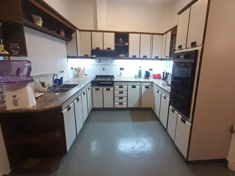 Depto Tipo Casa en Venta de 5 dormitorios