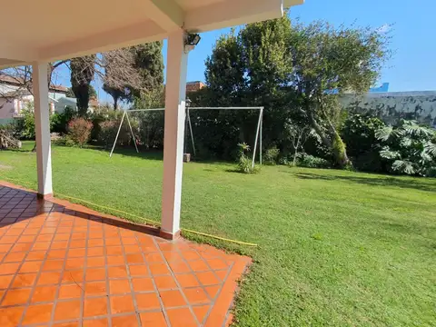 Hermosa casa en venta 3 dormitorios sobre lote 900 m2 en San Miguel