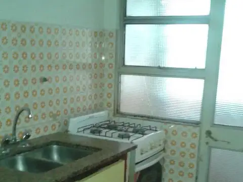 Departamento 3 ambientes con 1 baño