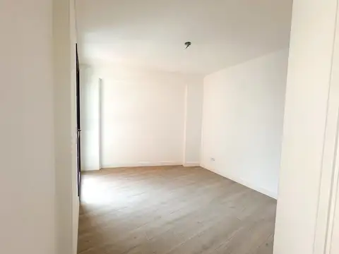 VENTA SEMIPISO 2 AMB CON BALCON A ESTRENAR