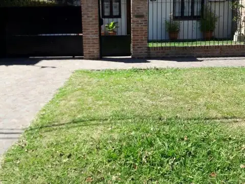 EXCELENTE CHALET EN VENTA