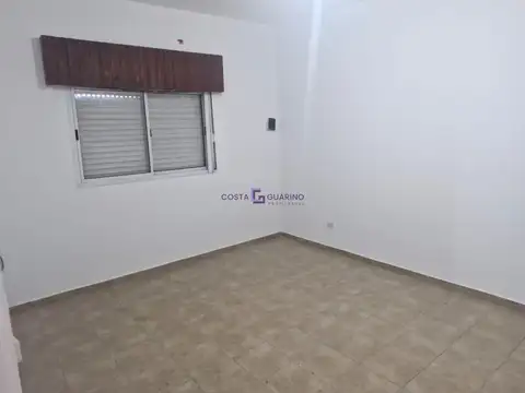 Depto Tipo Casa en Alquiler en Tablada, $ 350.000