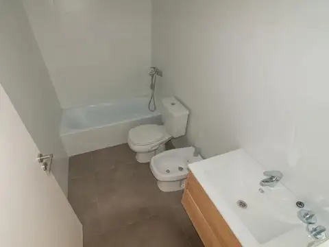 Departamento en Alquiler con 1 cochera