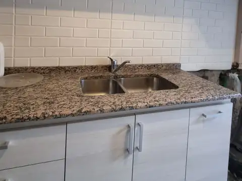 Casa en Venta en Godoy Cruz, USD 128.000