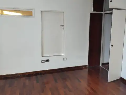 VENTA 2 AMB MICROCENTRO MUY BUEN ESTADO