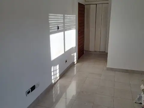 VENTA 2 AMB MICROCENTRO MUY BUEN ESTADO
