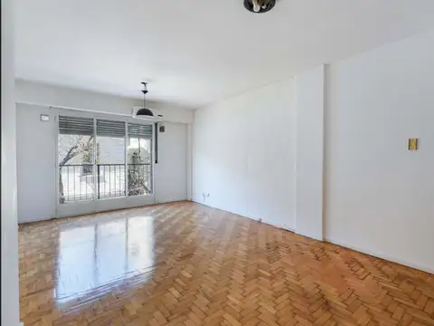 Sánchez de Bustamante 1400