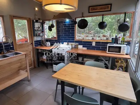 Casa 6 ambientes con 3 baños