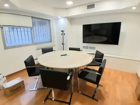 Oficina en Venta en Tribunales, USD 270.000