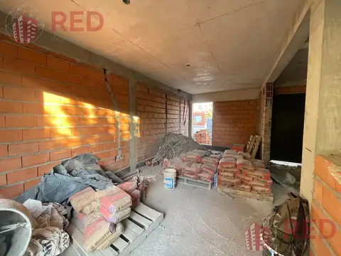 Casa en Venta con 1 cochera