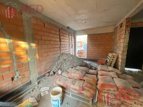 Casa 6 ambientes con 3 baños