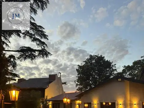 Casa de categoria en venta en Ituzaingó