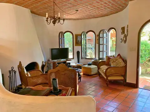Casa en Venta en Mar de las Pampas, USD 169.000