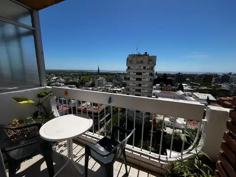 Departamento 3 ambientes en San Isidro centro con vista al rio