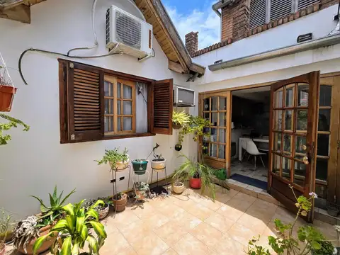 Chalet  De 6 ambientes en Venta en Ramos Mejia