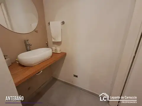 Local en Venta en Villa Luzuriaga, USD 59.000
