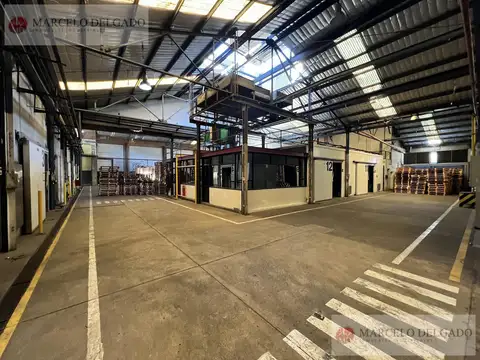 Depósito - Galpón de 2700 m2  en BOCA -  ALQUILER - Mixt. 3