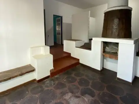 Casa 5 ambientes con 3 baños