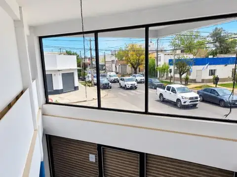 Local en Alquiler en Neuquén, $ 2.800.000