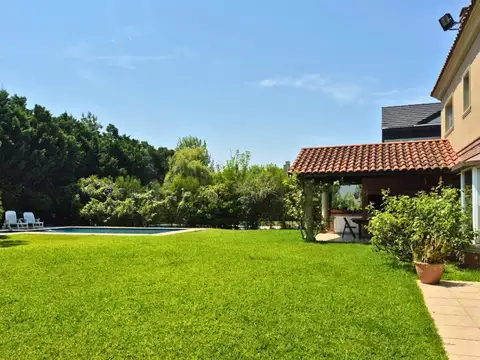 Casa en Los Castores