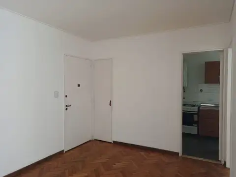 Luminoso 2 Ambientes en Último Piso – Belgrano