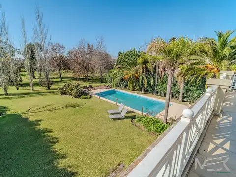 Casa en venta en Los Castores Nordelta - al bosque