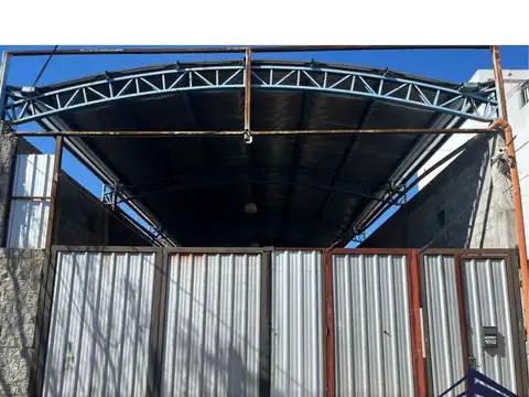 Galpon en Venta 38,30  mts Fondo