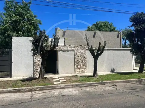 Casa en Alquiler 1 año