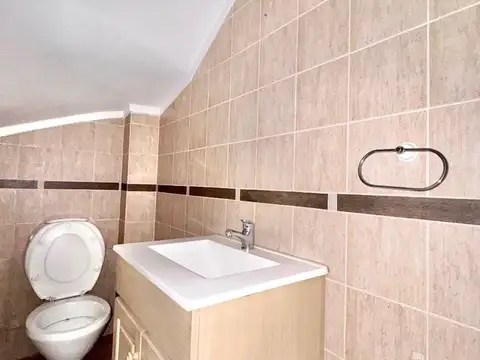 Depto Tipo Casa en Venta en Banfield, USD 139.000