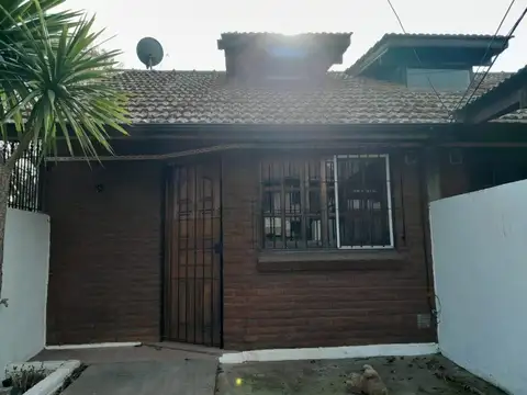 Calle 12 esquina 136 100
