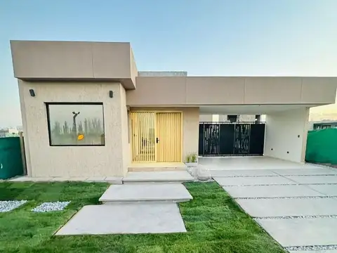 CASA CATEGORIA B° PRIVADO ALMA GARDENIA (CIRCUITO)