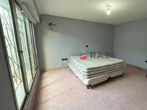 Depto Tipo Casa en Venta de 4 dormitorios