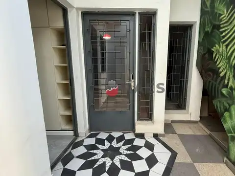 GRAN INTERNO A PASOS DE BV. GALVEZ - CANDIOTI NORTE