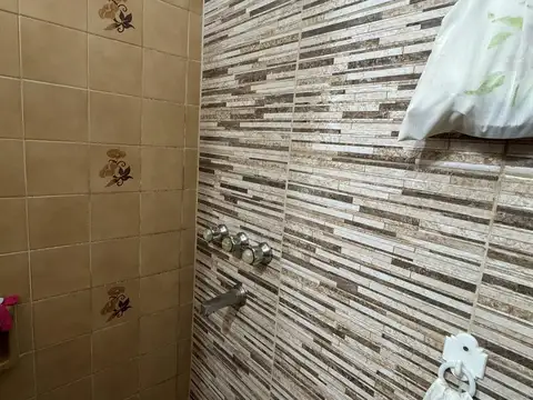 Casa en venta en Don Toracuato apta credito