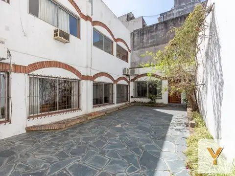 Edificio Comercial en venta - Oficinas - Local - 421Mts2 - Morón