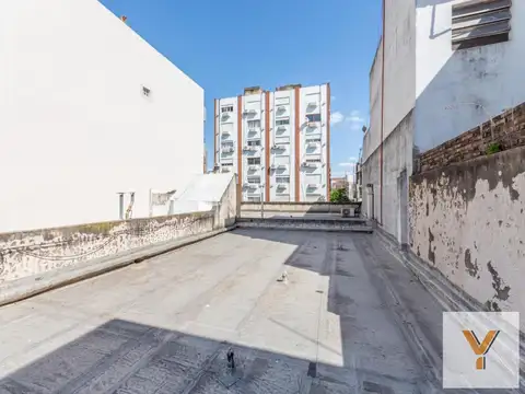 Oficina 6 ambientes con 6 baños