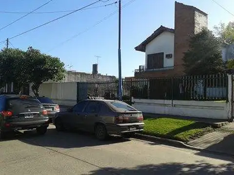 Terreno en Venta en Hurlingham, USD 200.000