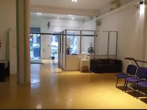Local en Alquiler en Balvanera, $ 1.800.000