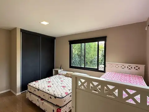Casa 3 ambientes con 2 baños