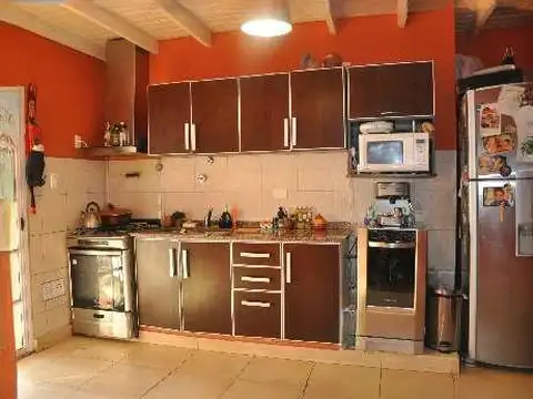 Casa en Venta en Castelar, USD 120.000