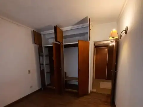 "DEPARTAMENTO 4 AMB CON COCHERA Y BAULERA  APTO CREDITO."