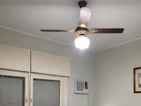 Casa 2 ambientes con 2 baños