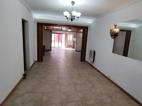 Depto Tipo Casa en Alquiler al Sur