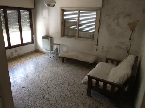 Depto Tipo Casa en Venta en Villa Ballester, USD 60.000