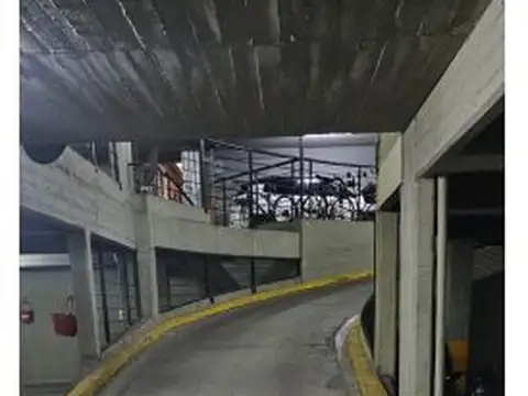 Cochera doble en venta  (acepto permuta)